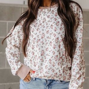 Adorable Floral Sweatshirt!